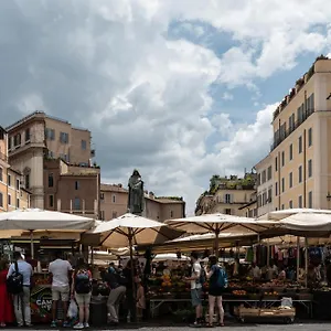 https://campo-de-fiori-charming-accommodation.it-romehotels.com