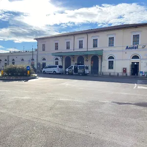 http://alloggio-incantevole-con-corte-e-parcheggio.hotels-perugia.com