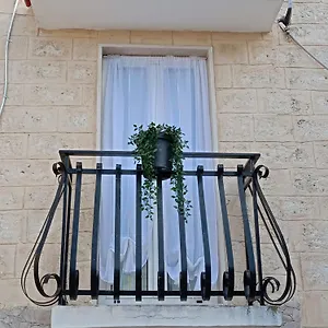 https://la-casa-di-gi.barihotels.org